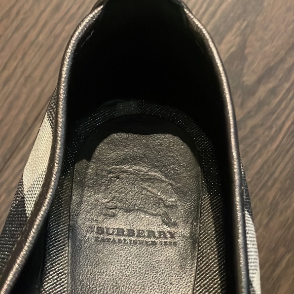 Burberry check flats in dark Nickel - Picture 7 of 7
